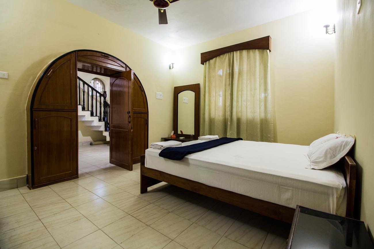 Villa bedroom and staircase